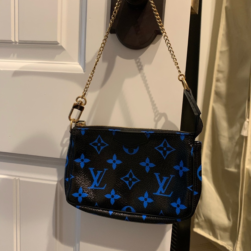 Authentic Louis Vuitton Mini Puchette Bleu #M67237